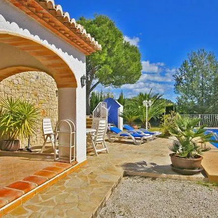 Sleeps 8 Pool Villa *